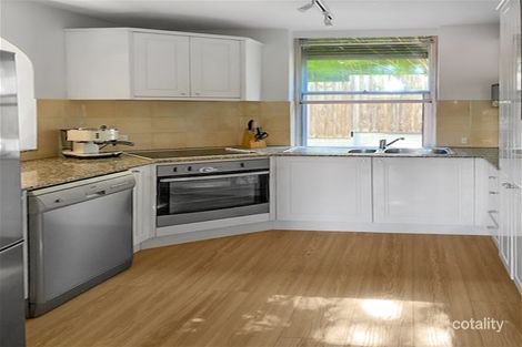 Property photo of 4/24 Whytecliffe Street Albion QLD 4010