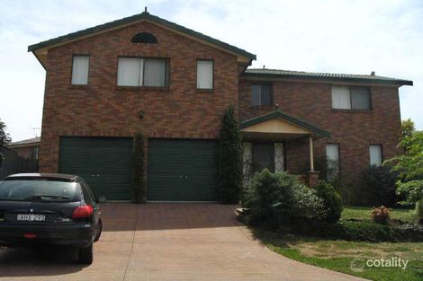 1 Orara Ct, Wattle Grove, NSW 2173