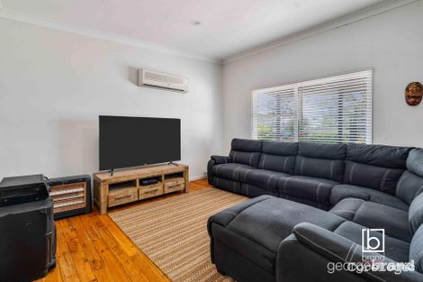 Property photo of 12 Inderan Avenue Lake Haven NSW 2263