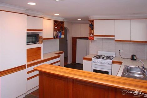 Property photo of 32 Acre Avenue Morphett Vale SA 5162