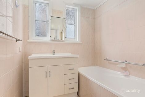 Property photo of 13 Catherine Street Waratah West NSW 2298