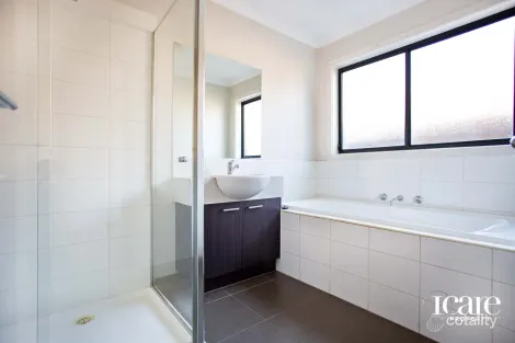 Property photo of 6 Ethan Road Point Cook VIC 3030