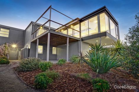 Property photo of 8 Bella Vista Close Macleod VIC 3085