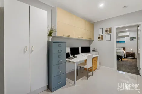 Property photo of 14 Raven Court Warner QLD 4500