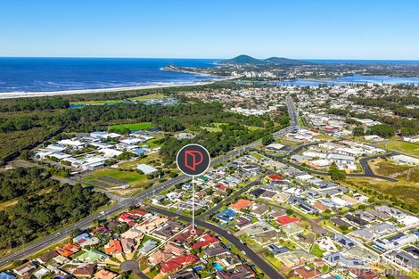 Property photo of 1/8 Grandis Drive Tuncurry NSW 2428