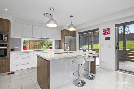 Property photo of 24 Stringybark Place Castle Hill NSW 2154