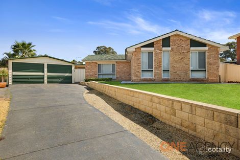 Property photo of 15 Shiraz Place Eschol Park NSW 2558