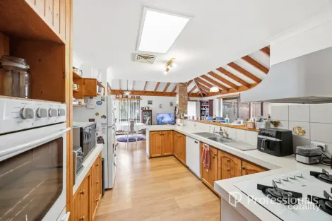 Property photo of 5 Pelican Place Australind WA 6233