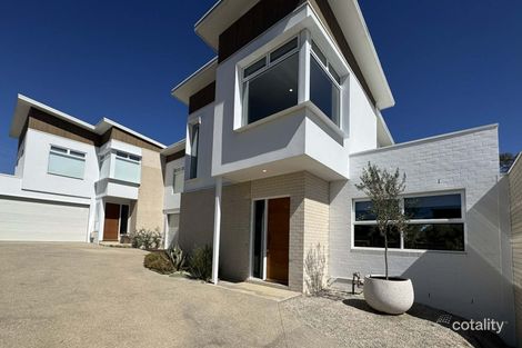 Property photo of 2/25 Hunt Road Herne Hill VIC 3218