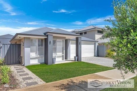 25 Nettup St, Hammond Park, WA 6164