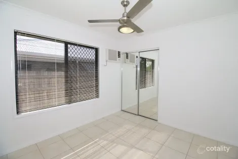 Property photo of 7 Wave Court Kelso QLD 4815