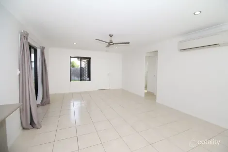 Property photo of 7 Wave Court Kelso QLD 4815