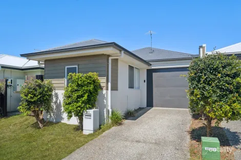 21 Amber Cct, Ripley, QLD 4306
