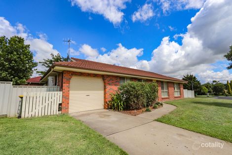 2 Dougan Cl, Windradyne, NSW 2795