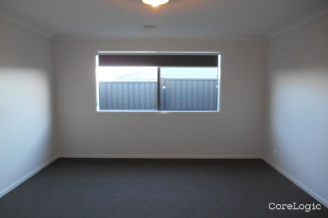 Property photo of 34 Newington Drive Cranbourne East VIC 3977