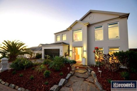 Property photo of 17 Balboa Drive Hallett Cove SA 5158