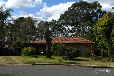 4 Ives Ct, St Clair, NSW 2759
