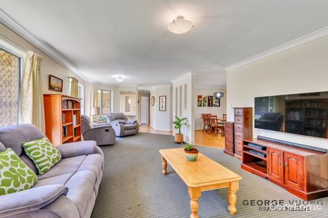 Property photo of 1 Conifer Place Forest Lake QLD 4078