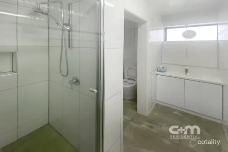 Property photo of 2/560 Pascoe Vale Road Pascoe Vale VIC 3044