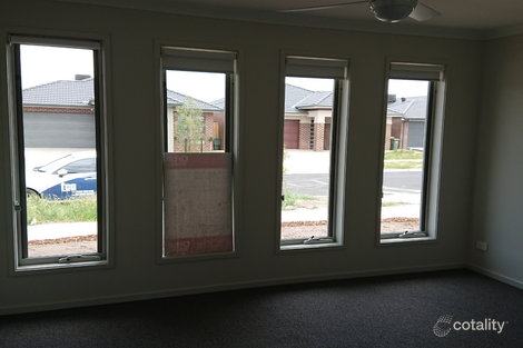 Property photo of 14 Borestane Drive Doreen VIC 3754