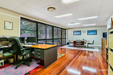 16 Vanessa Bvd, Springwood, QLD 4127