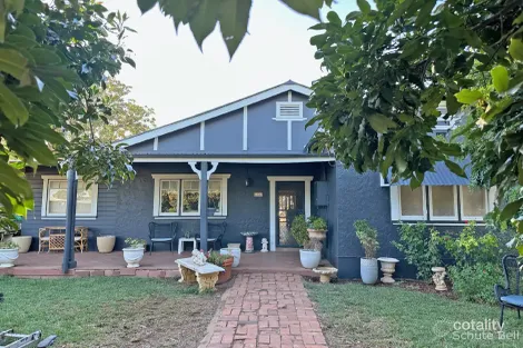 Property photo of 25 Meryula Street Narromine NSW 2821