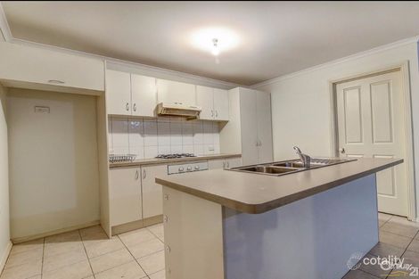 Property photo of 64 Majestic Boulevard Cranbourne VIC 3977