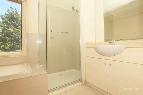 Property photo of 34 Violet Street Essendon VIC 3040
