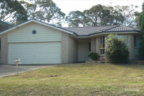 17 Rhodes Pde, Windermere Park, NSW 2264