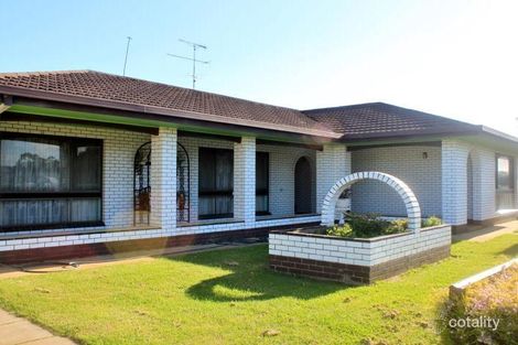 Property photo of 28 Robe Road Penola SA 5277