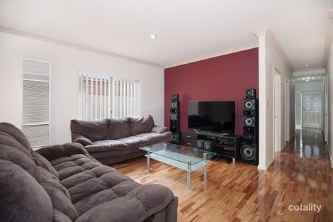 Property photo of 7 Thompson Crescent Roxburgh Park VIC 3064