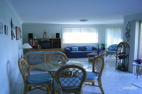 Property photo of 9 Nundah Close Bomaderry NSW 2541