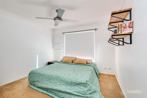 Property photo of 2/90 Cootharaba Drive Helensvale QLD 4212
