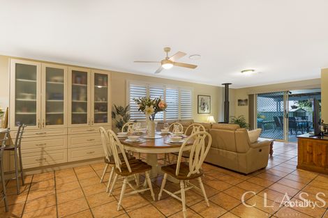 Property photo of 64 Mountjoy Terrace Wynnum QLD 4178