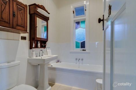 Property photo of 20 Murphy Street Ipswich QLD 4305