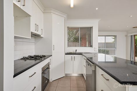 Property photo of 1/23 Warambee Street Glenfield Park NSW 2650