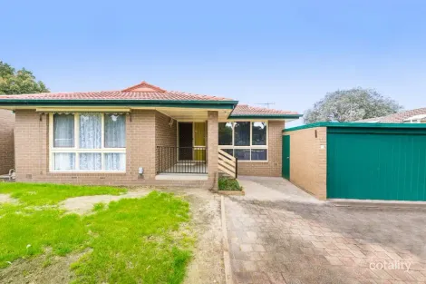 61 AMESBURY AVE, WANTIRNA, VIC 3152
