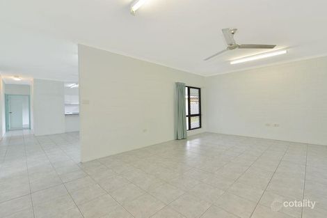 Property photo of 16 Grimes Close Kanimbla QLD 4870