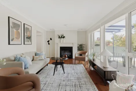 Property photo of 95 Carruthers Street Curtin ACT 2605