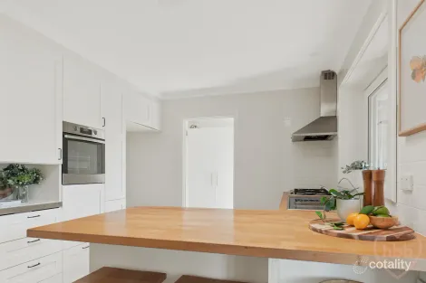 Property photo of 95 Carruthers Street Curtin ACT 2605