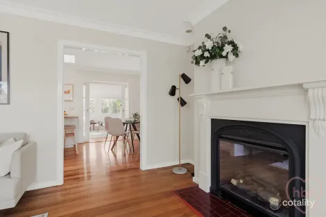 Property photo of 95 Carruthers Street Curtin ACT 2605