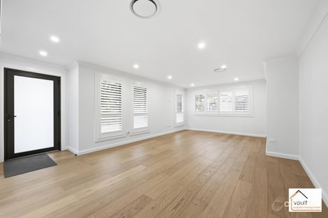 Property photo of 1 Illowra Crescent Primbee NSW 2502