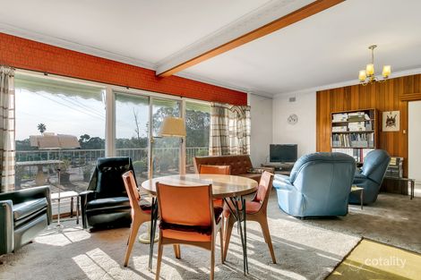 Property photo of 2 Hyland Avenue Darlington SA 5047