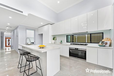 Property photo of 7 Wilberforce Road Revesby NSW 2212