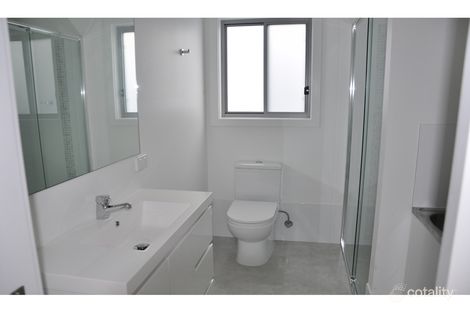 Property photo of 19A St James Avenue Berkeley Vale NSW 2261