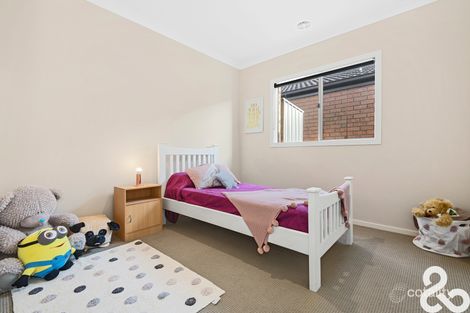 Property photo of 8 Ava Terrace Wollert VIC 3750