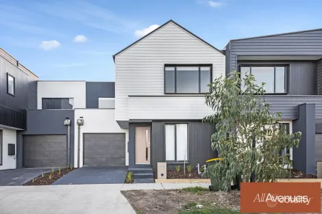 Property photo of 6 Disc Way Clyde North VIC 3978