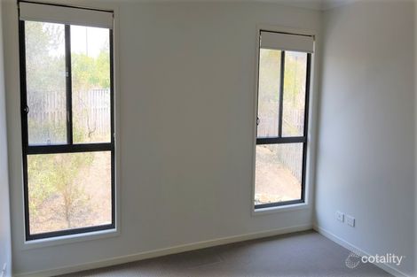 Property photo of 2/34 Rise Circuit Pacific Pines QLD 4211