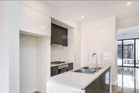 Property photo of 28 Stallion Drive St Clair SA 5011