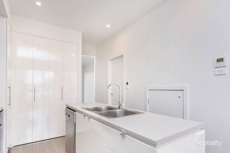 Property photo of 28 Stallion Drive St Clair SA 5011